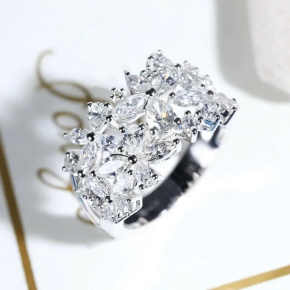3kt. Moissante Marquis & 14k white gold Vermiel Ring - Picture 6 of 13